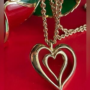 Vintage Avon Necklace,Avon Gold Heart Pendant Necklace,Women’s Necklace.